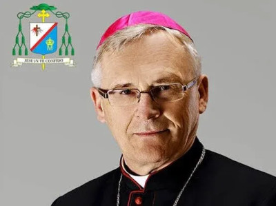 Spotkanie Biskupa Kazimierza Gurdy z katechetami duchownymi i świeckimi diecezji siedleckiej